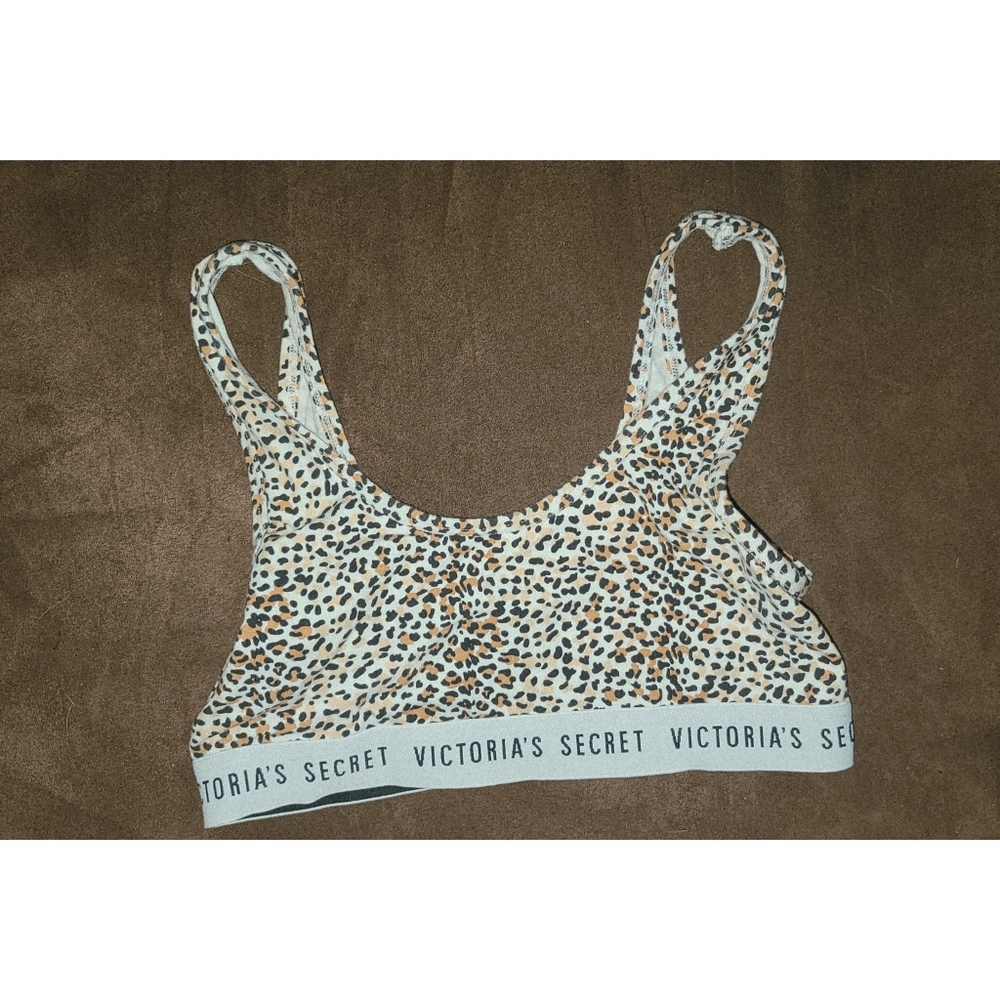 Victoria's Secret sports bra